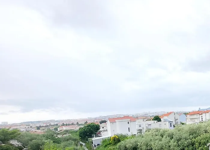 Split View 2 Bedrooms Luxury 90 M2 Klis