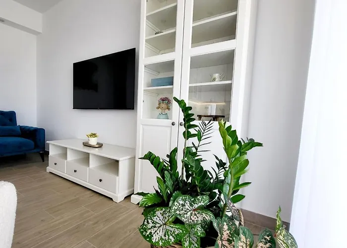 Split View 2 Bedrooms Luxury 90 M2
