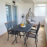 Split View 2 Bedrooms Luxury 90 M2 Apartament *