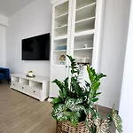 Split View 2 Bedrooms Luxury 90 M2