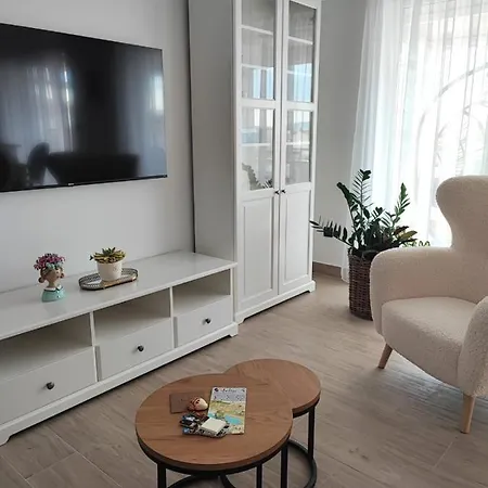 Split View 2 Bedrooms Luxury 90 M2 * Klis