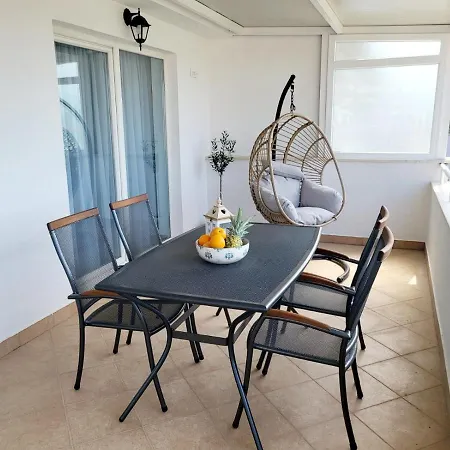 Split View 2 Bedrooms Luxury 90 M2 Apartman *