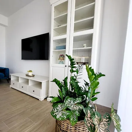 Split View 2 Bedrooms Luxury 90 M2