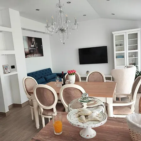 Split View 2 Bedrooms Luxury 90 M2