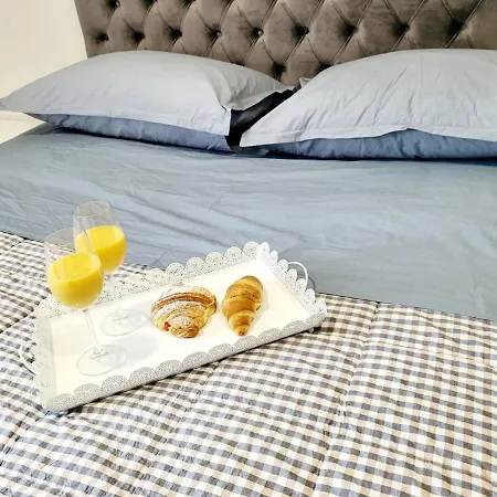 Split View 2 Bedrooms Luxury 90 M2 Apartman *