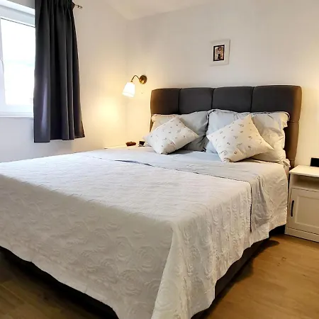 Split View 2 Bedrooms Luxury 90 M2 Klis