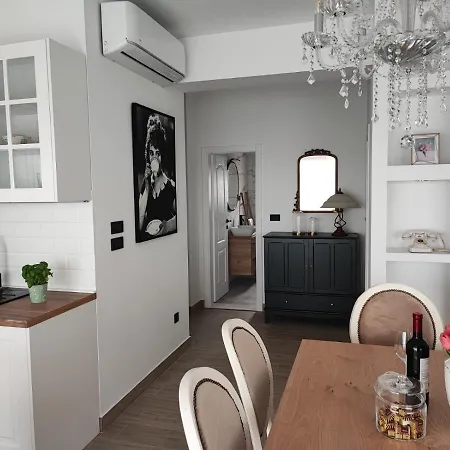 Split View 2 Bedrooms Luxury 90 M2 Klis