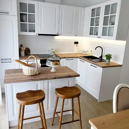 Split View 2 Bedrooms Luxury 90 M2 Klis