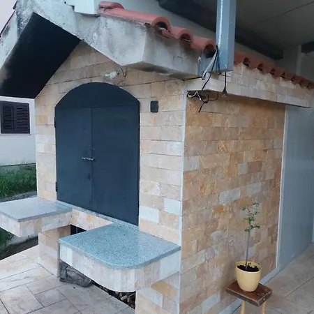 Split View 2 Bedrooms Luxury 90 M2 Apartman