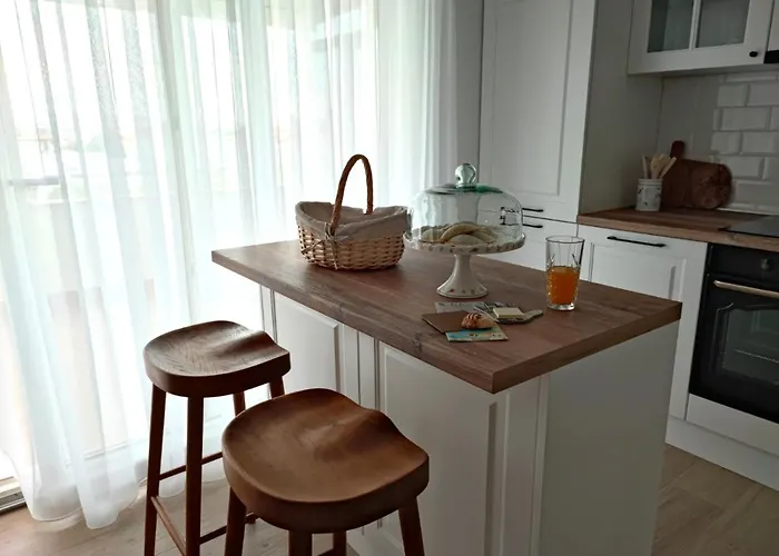 Split View 2 Bedrooms Luxury 90 M2 * Klis