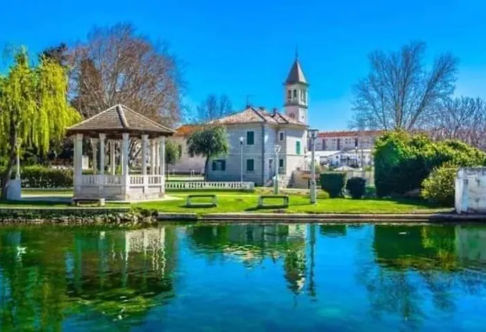 Split View 2 Bedrooms Luxury 90 M2 Apartment