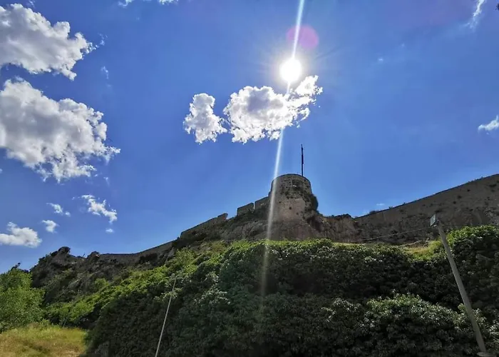 Split View 2 Bedrooms Luxury 90 M2 Apartment Klis