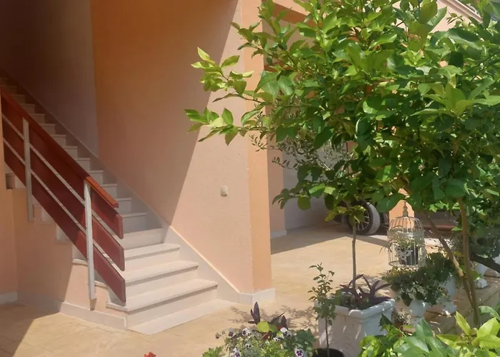 Apartment Split View 2 Bedrooms Luxury 90 M2 *